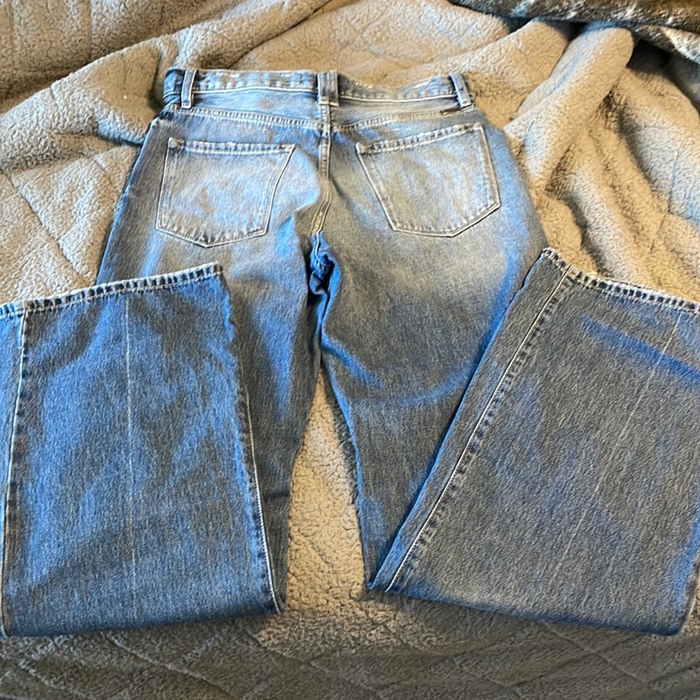 Kankan jeans sized 9/28 33’ inseam